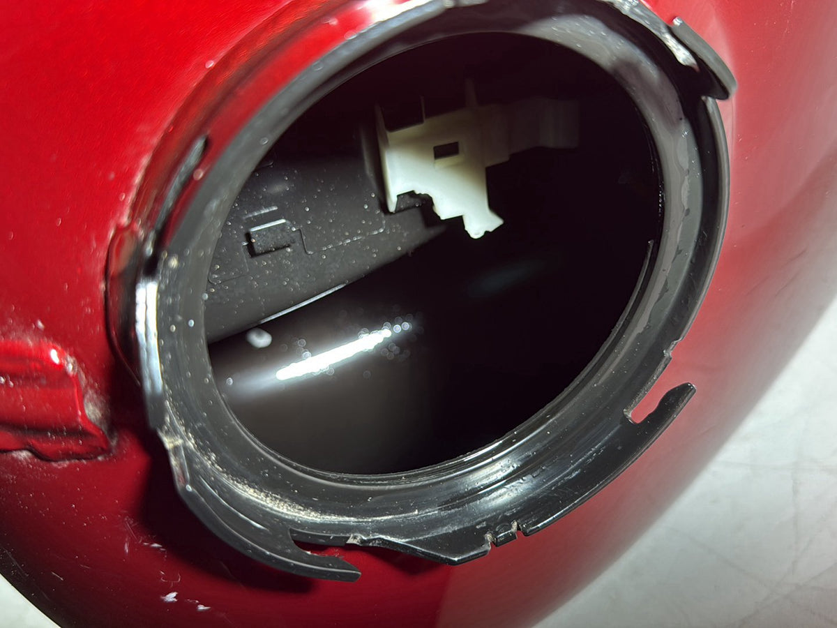 2018 Harley Road Glide Touring FLTRXS OEM Fuel Gas Tank Gasoline Reservoir