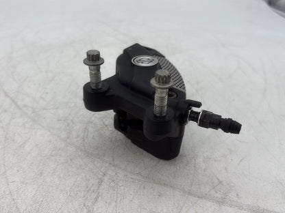 2010 Harley Street Glide Touring FLHX OEM Front Right 1 Brake Caliper