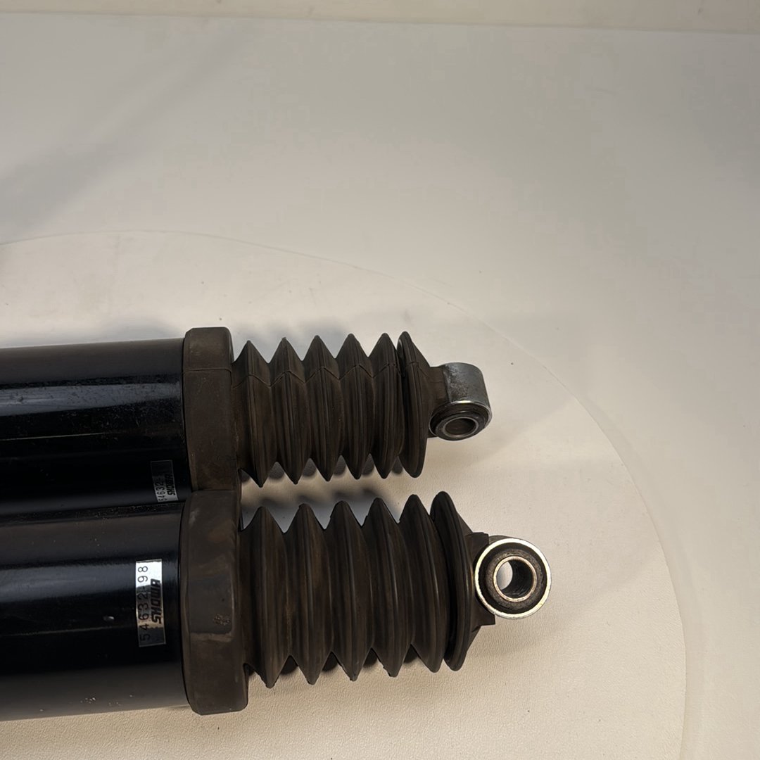 1984 - 1998 Harley-Davidson Touring Road King Police Rear Left Right Shock Absorbers 54632-98