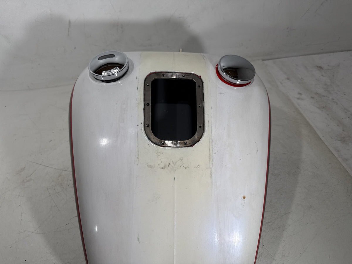 2004 Harley Heritage Softail Classic OEM Fuel Gas Tank Gasoline Reservoir EFI