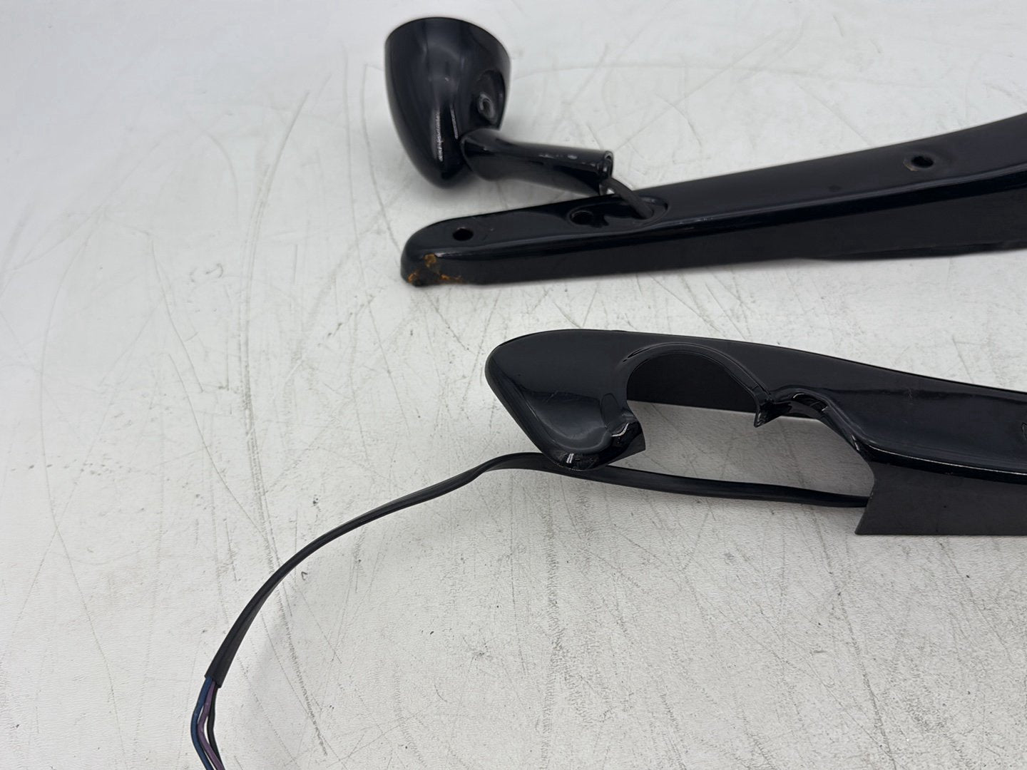 2013 Harley Forty-Eight Sportster 1200X OEM Rear Left Right Fender Struts Bracket & Turn Signal