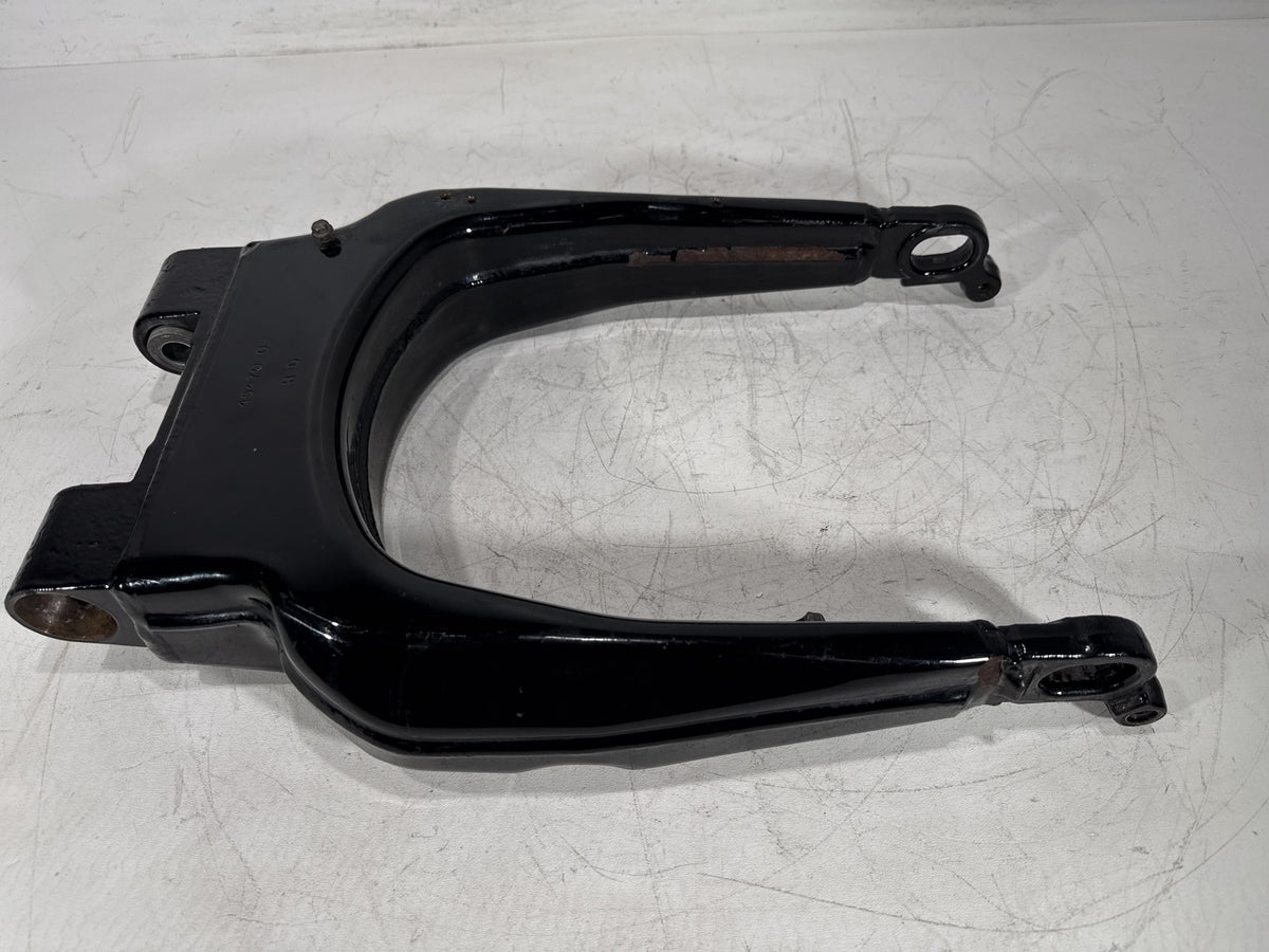 2011 Harley Street Glide Touring FLHX-103 OEM Rear Fork Swingarm Swing Arm