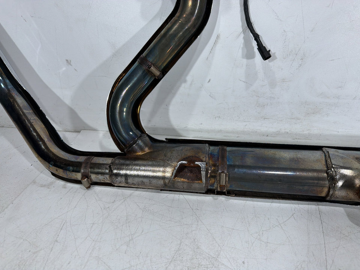 09 Harley Street Glide Touring Exhaust Header Pipes Muffler BENT SCRATCHED