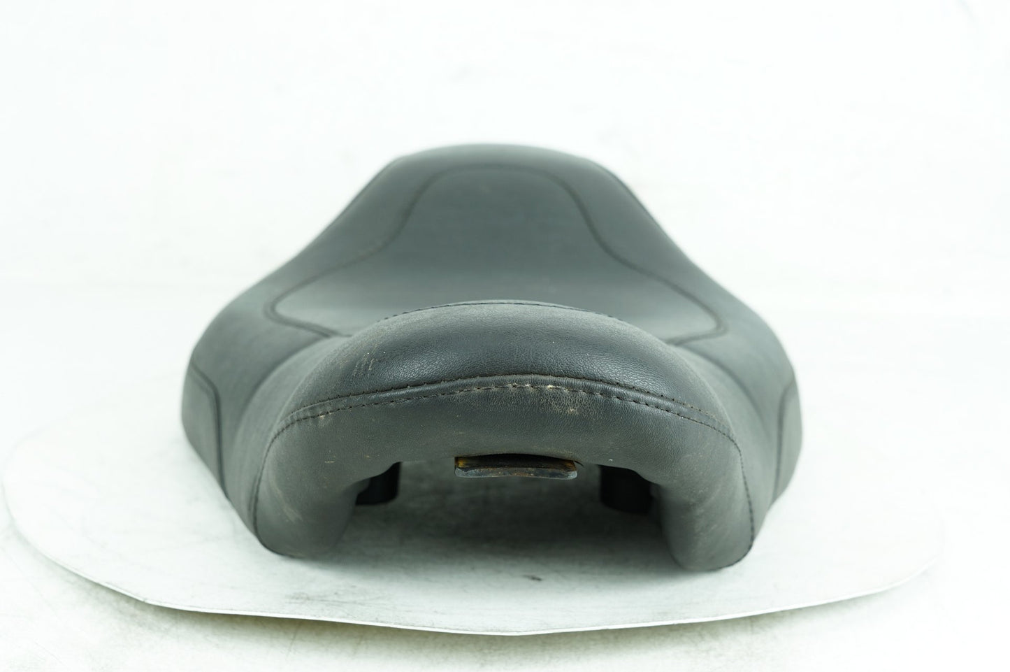 2004 - 2022 Harley-Davidson Sportster Iron 883 Rider Driver Solo Seat Pillion MUSTANG