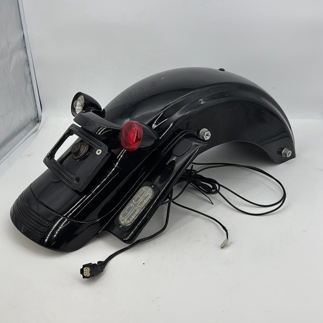 2008 - 2016 Harley-Davidson Touring Street Glide Rear Wheel Fender Turn Signal Indicators  	59731-09