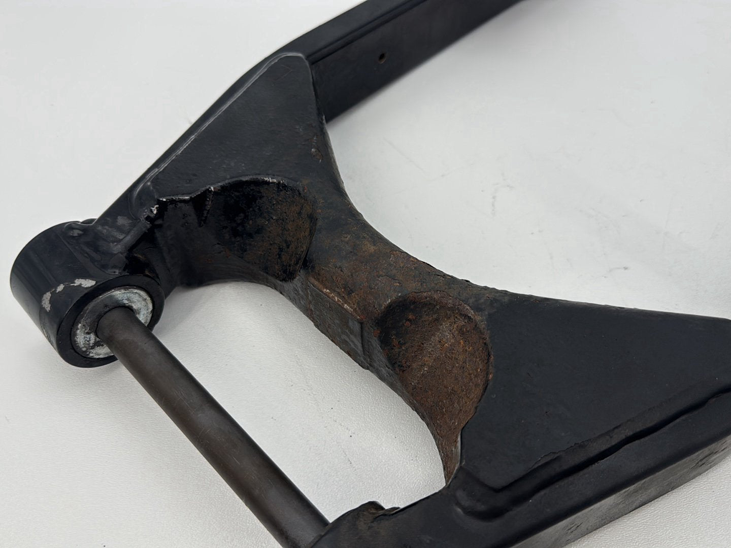 1999 - 2006 Harley-Davidson Dyna Low Rider Rear Fork Swingarm Swing Arm 47820-90A