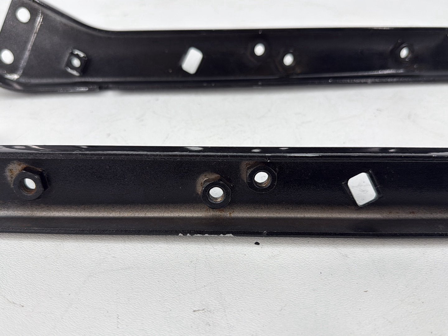 1999 - 2006 Harley-Davidson Touring Electra Glide Left & Right Saddlebag Mount Brackets 90718-79C