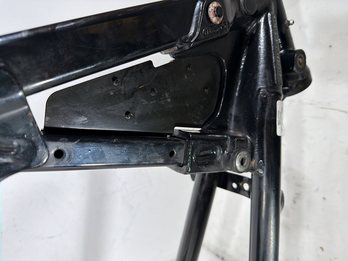2001 Harley Fat Boy Softail FLSTFI OEM Body Main Frame Chassis SLVG