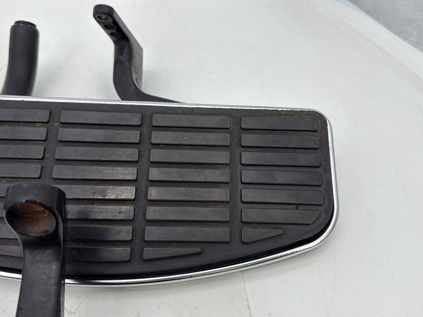 95 Harley Electra Touring Classic Left Right Driver &amp; Pass Floorboard Foot Rest