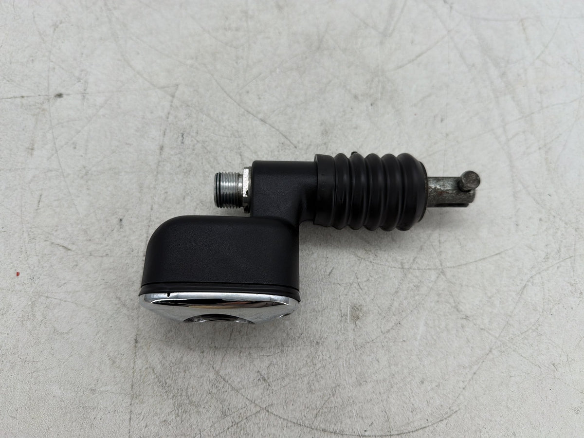 2004 Harley Electra Glide CVO Screamin OEM Rear Brake Master Cylinder Reservoir