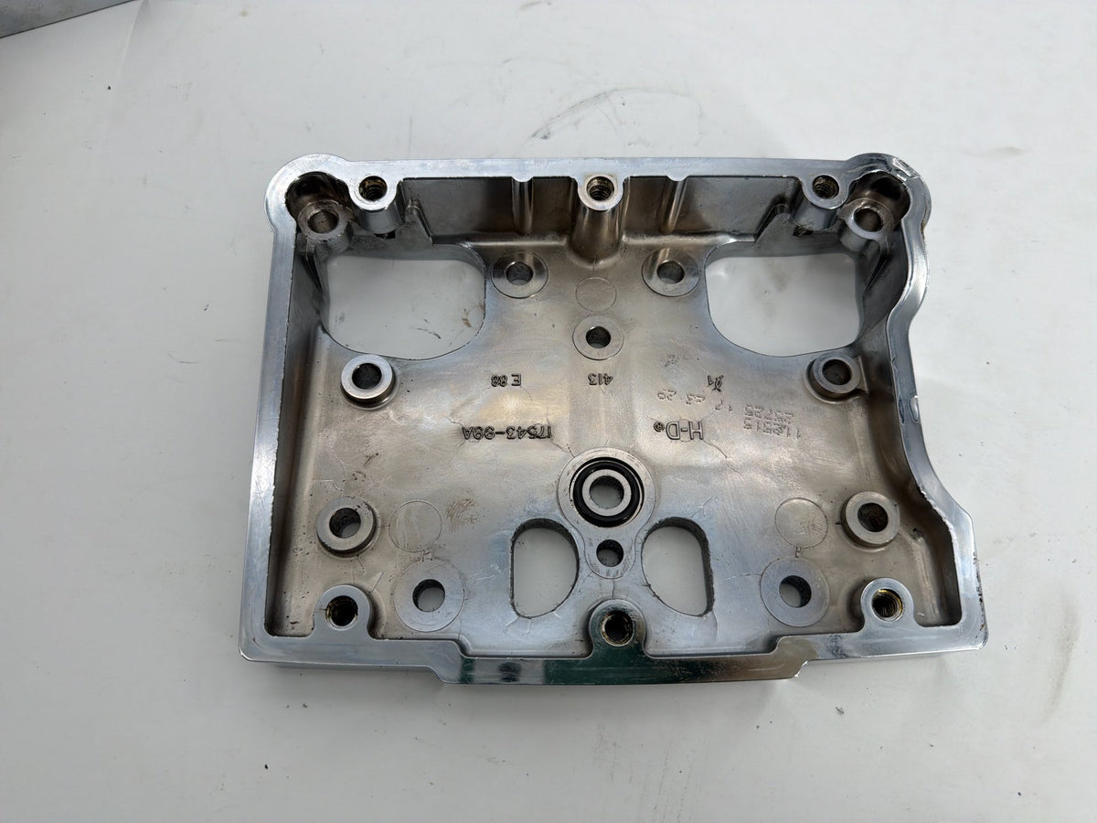 2016 Harley Touring FLHXS Street Glide OEM Twin Cam Lower Rocker Boxes 17543-99A