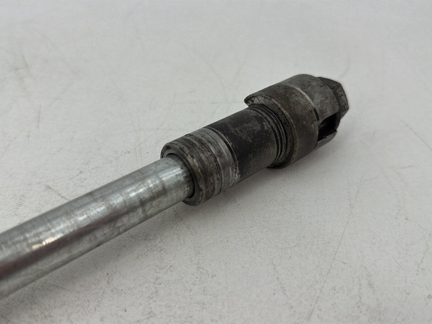 1986 - 1998 Harley-Davidson Softail Heritage Classic Rear Wheel Axle Bolt Shaft 41110-79A