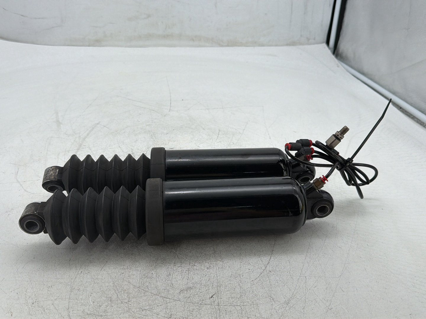 1999 Harley Electra Glide Touring FLHT OEM Rear Left Right Shock Absorbers 13"