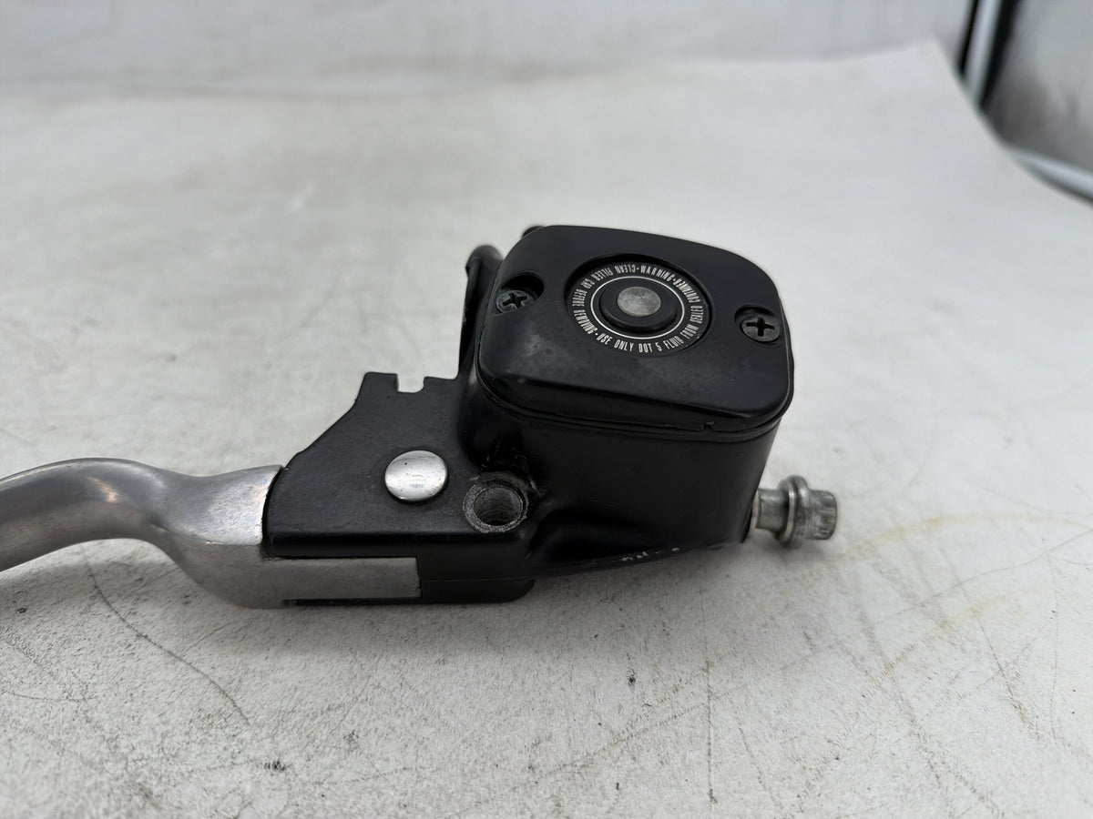 2001 Harley Fat Boy Softail FLSTF OEM Front Right Brake Lever Master Cylinder
