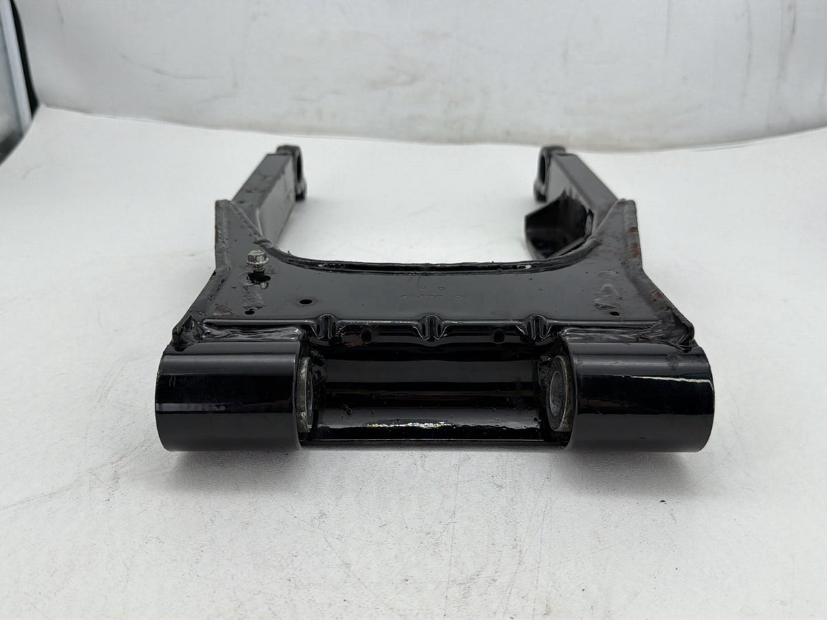 2005 Harley Electra Glide Touring Ultra OEM Rear Fork Swingarm Swing Arm