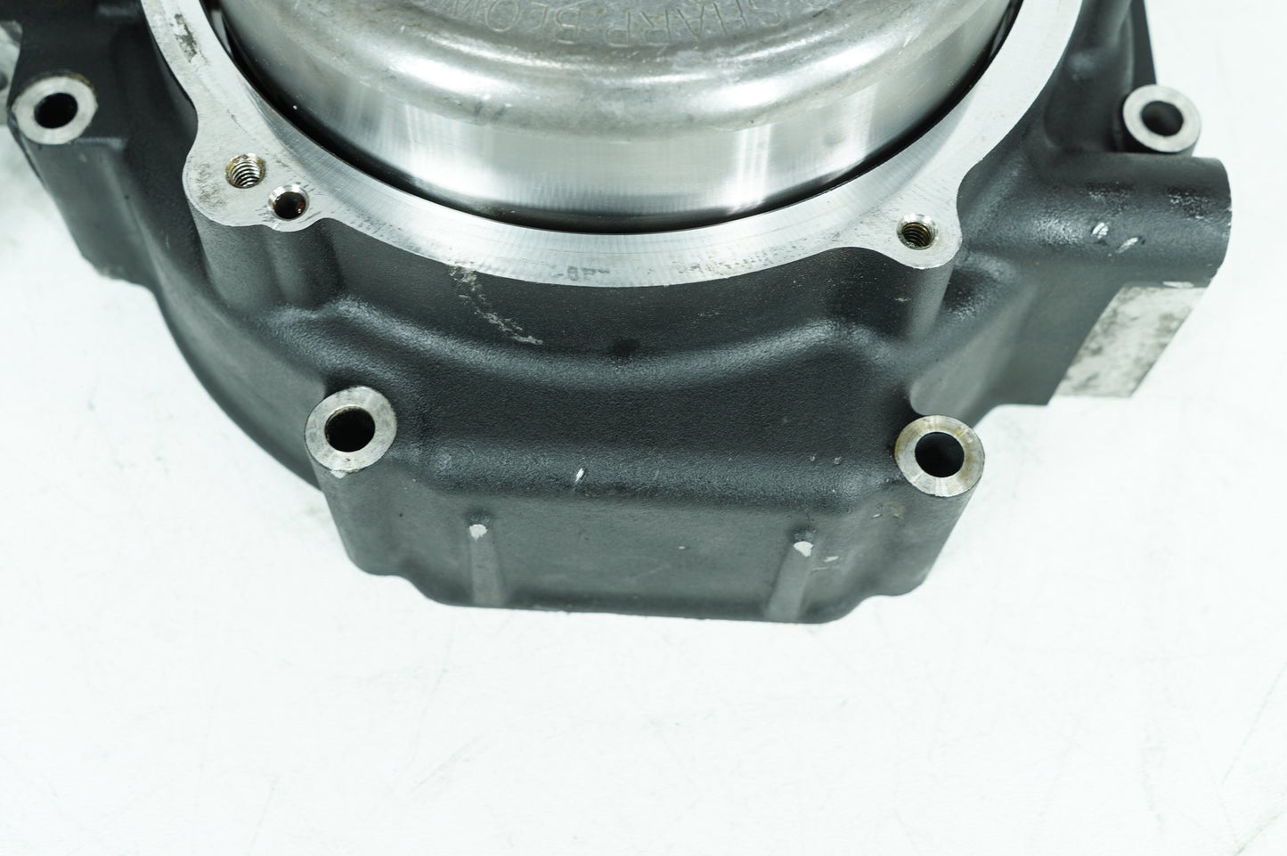 2008 - 2016 Harley-Davidson Dyna Wide Glide Crankcase Shaft Engine Motor Cover 24649-06