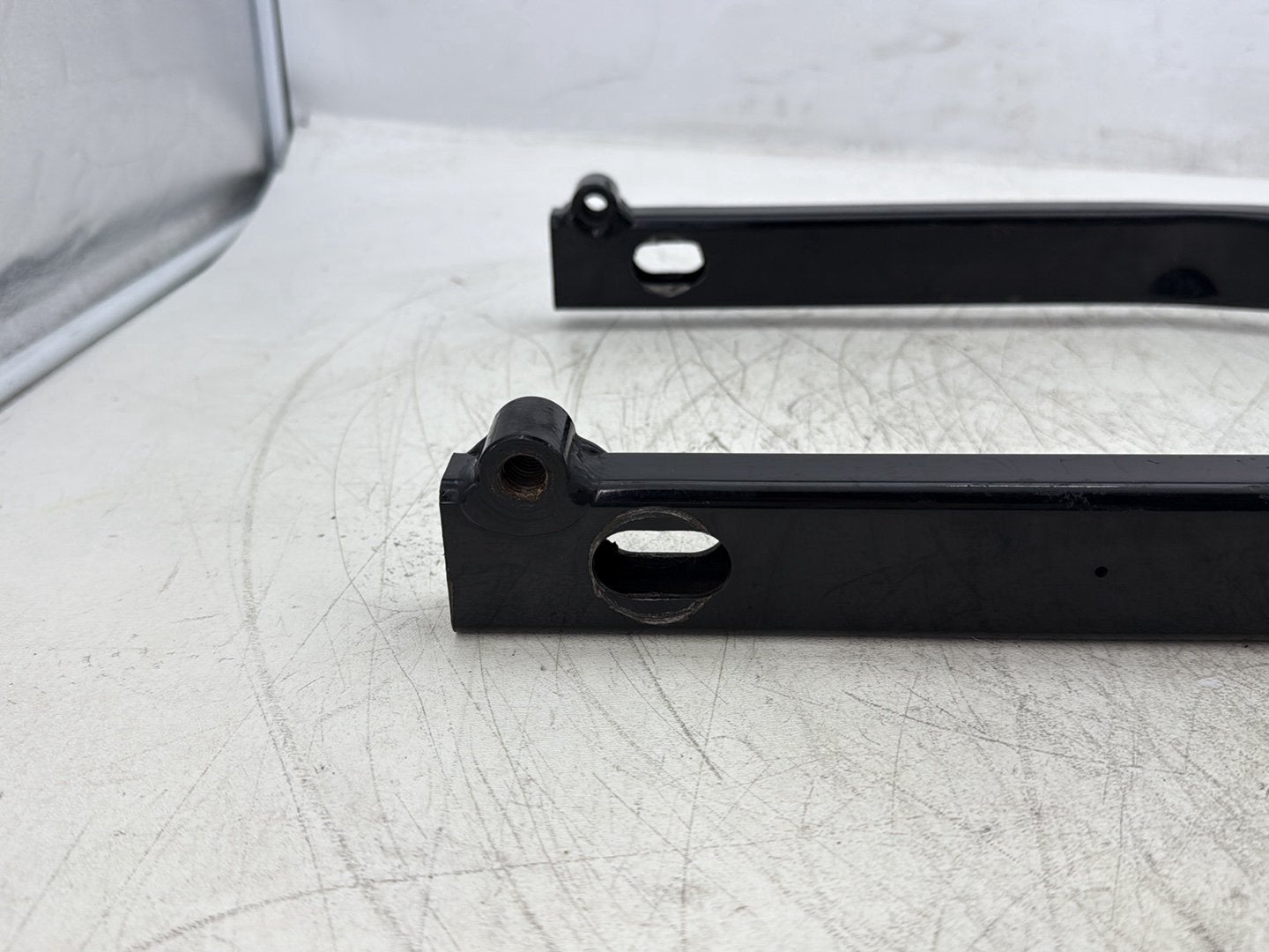 1998 Harley Touring FLHTCUI Electra Glide Ultra OEM Rear Fork Swingarm Swing Arm