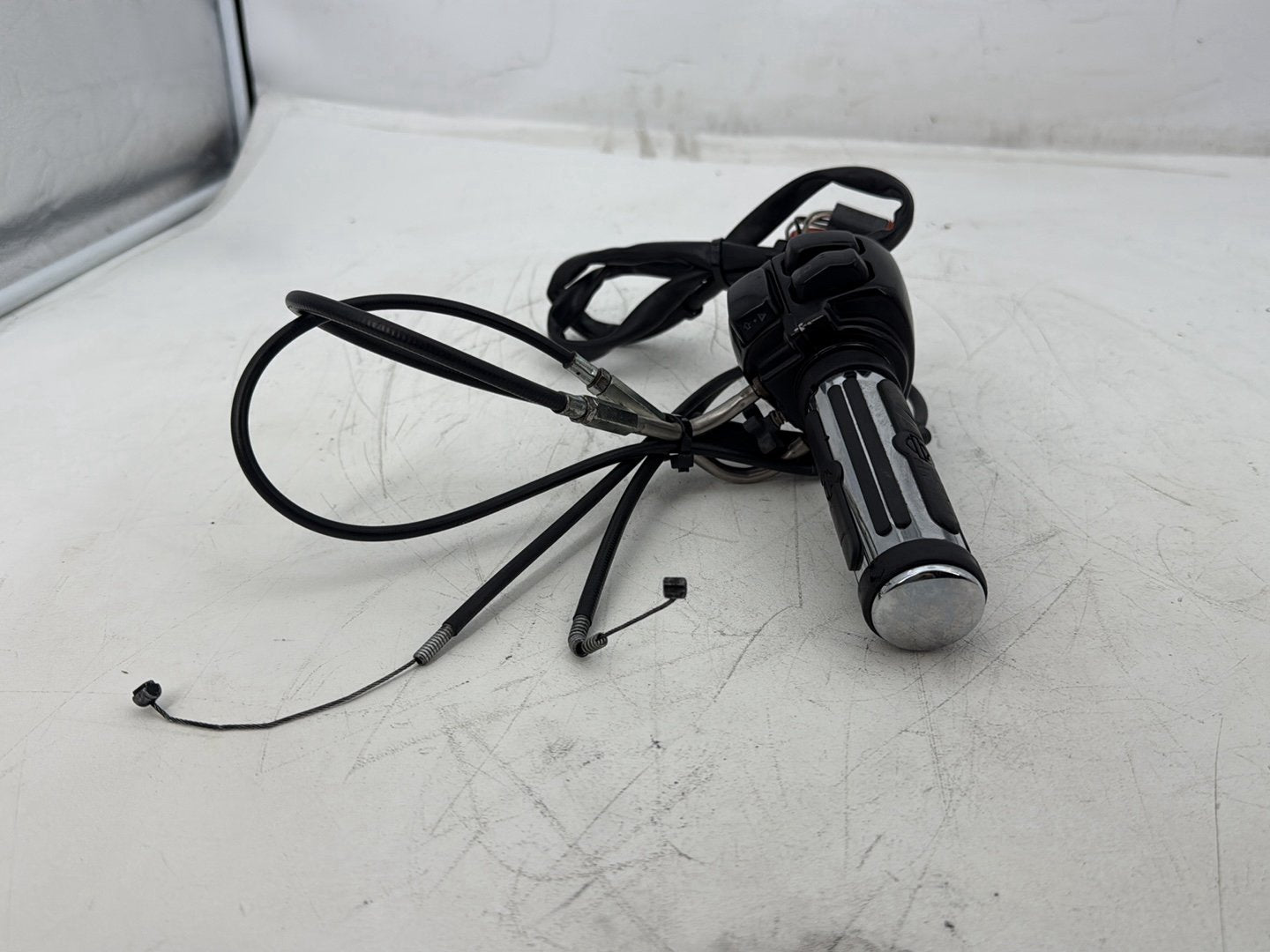 05 Harley Heritage Softail Classic OEM Right Engine Start Kill Switches Controls