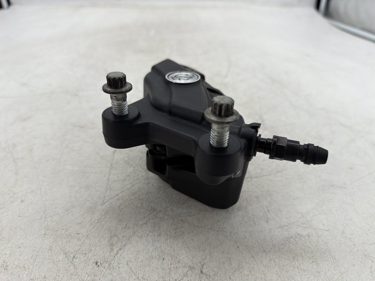 2011 Harley Electra Glide Touring Ultra OEM Front Right 1 Brake Caliper