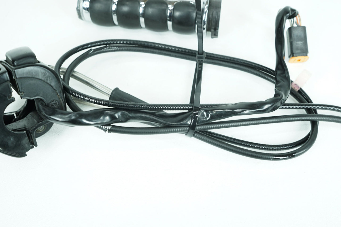 1991 - 2003 Harley-Davidson Sportster Custom Anniversary Right Engine Start Kill Switches Controls 71684-06A