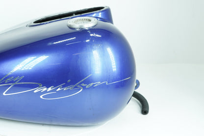 1999 - 2006 Harley-Davidson Touring Road King Fuel Gas Tank Gasoline Reservoir  	61268-03