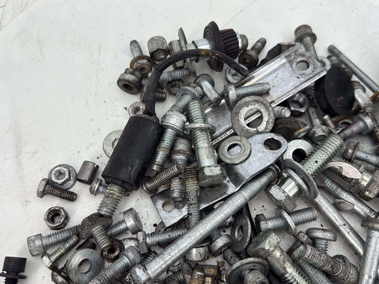 2015 Harley Road Glide Touring FLTRXS OEM Hardware Bolts Nuts & Brackets