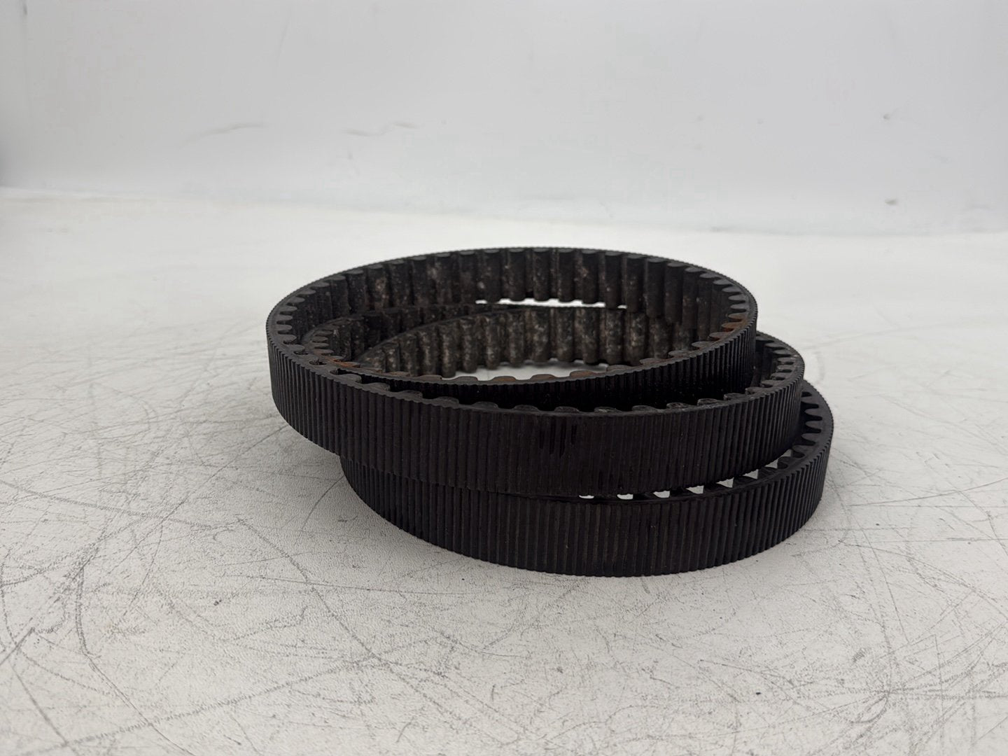 2004 Harley Touring FLHT Electra Glide OEM Rear Drive Belt
