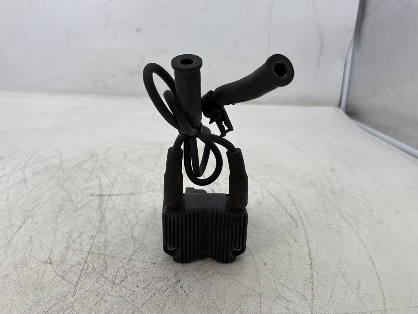 2007 Harley Electra Glide Touring Ultra OEM Ignition Coil Spark Plugs Cable