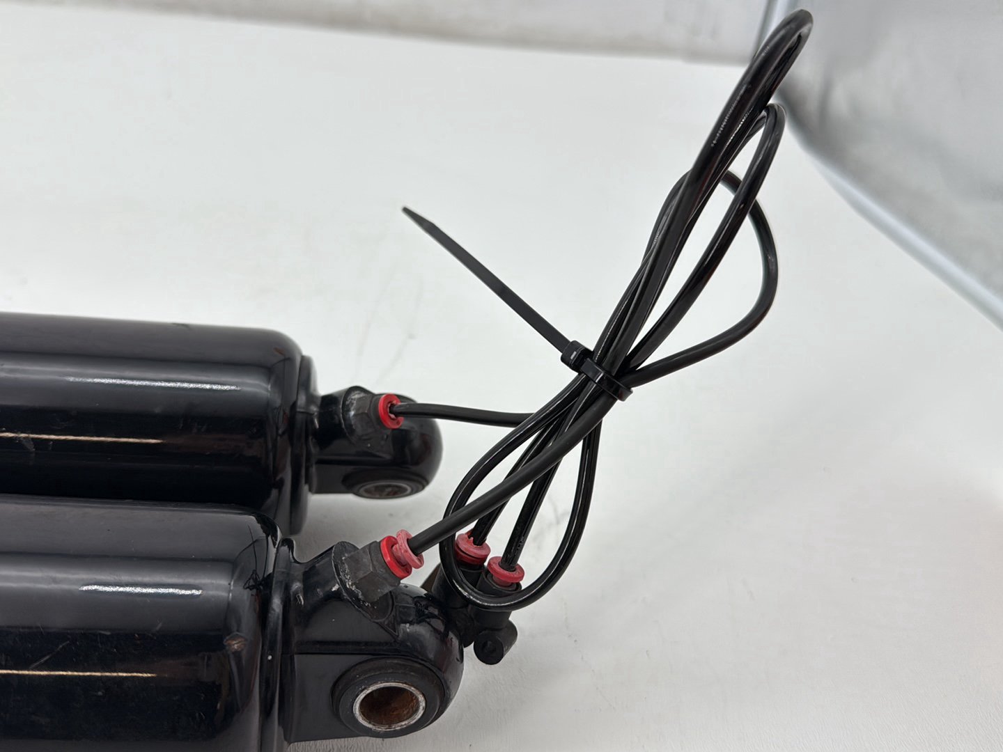 2008 Harley Road King Touring Rear Left Right Shock Absorbers 13"