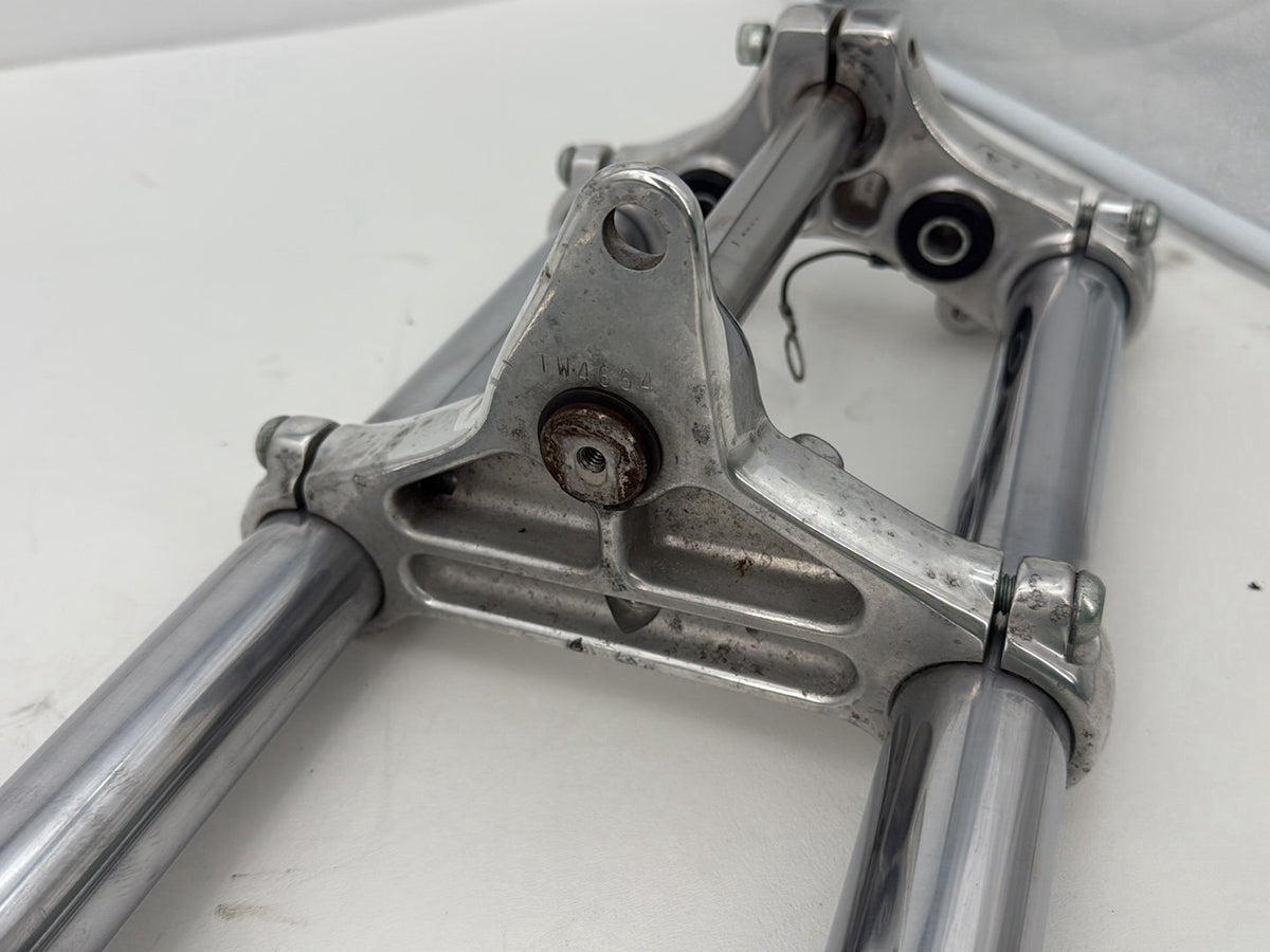 2003 Harley Sportster XL1200C 1200 Front Triple Tree Set LH RH Fork Legs Sliders