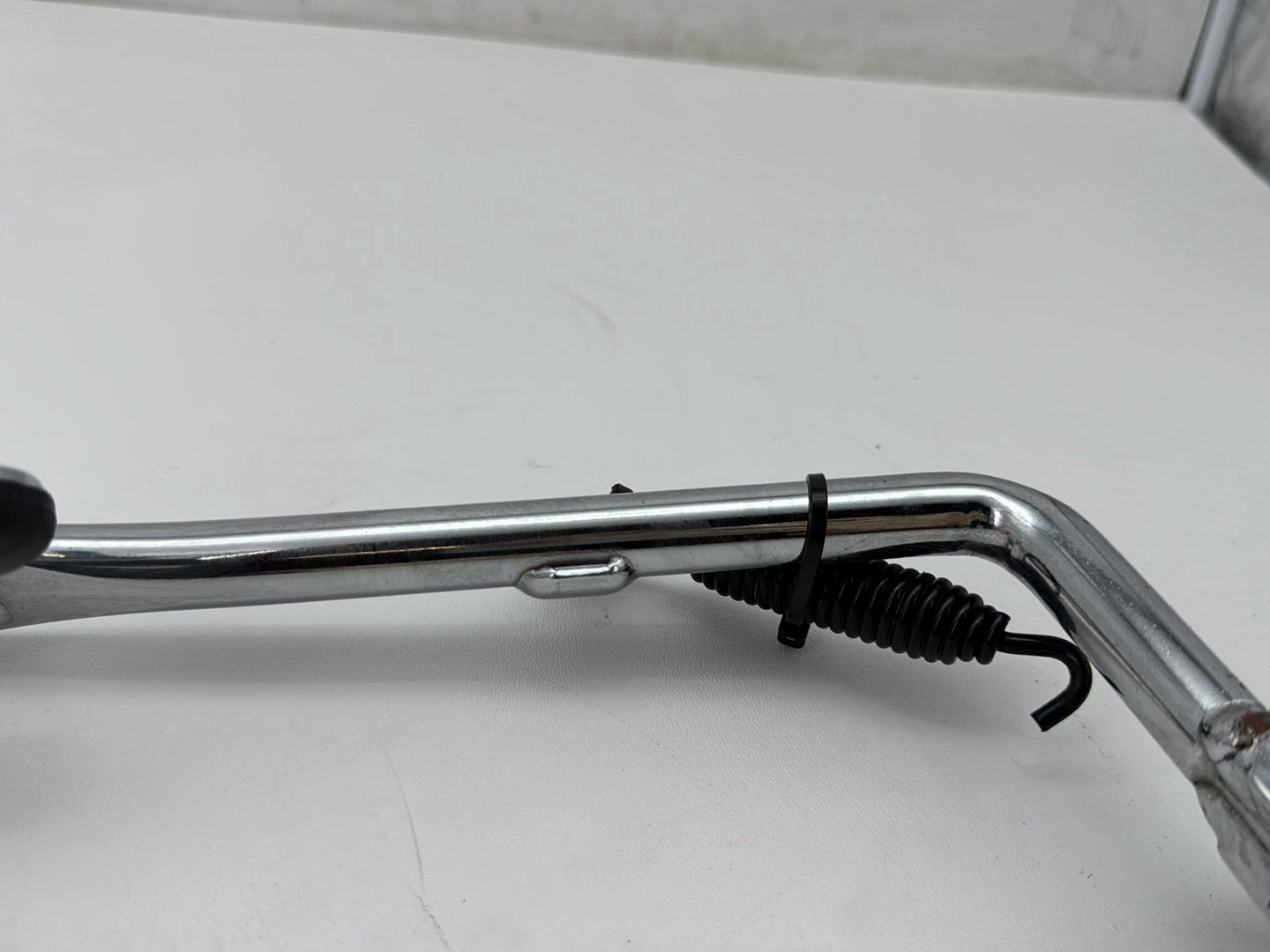 2008 Harley Softail Deluxe FLSTN OEM Left Side Jiffy Kick Stand & Spring