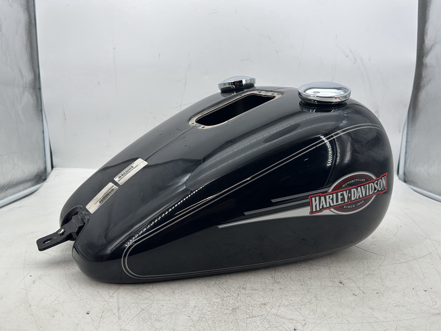 2007 Harley Softail Heritage Classic FLSTC OEM Fuel Gas Tank Gasoline Reservoir