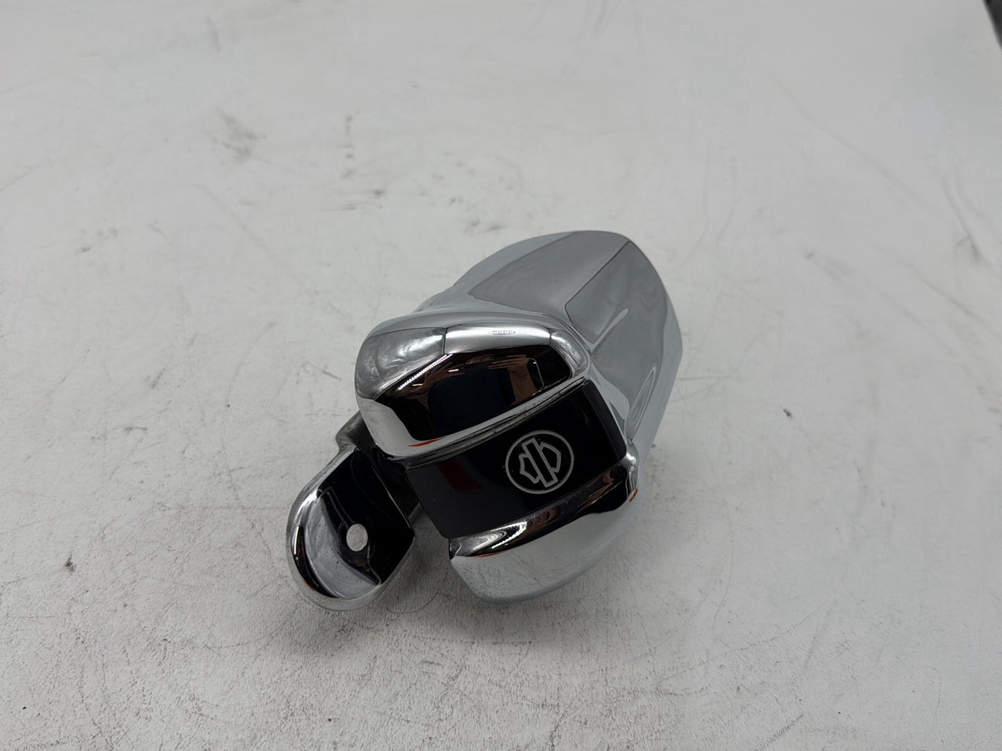 2006 Harley Touring FLHTCI Electra Glide Classic OEM Horn Signal Klaxon Chrome Cover