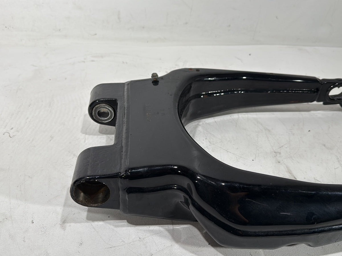 2010 Harley Street Glide Touring FLHX OEM Rear Fork Swingarm Swing Arm 47549-09