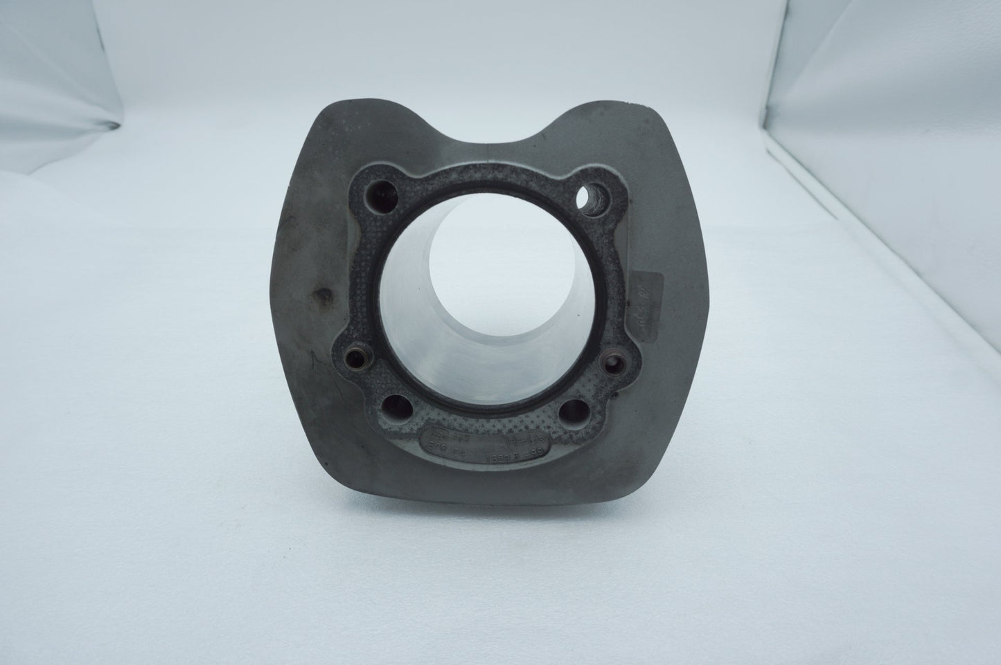 1999 - 2006 Harley-Davidson Dyna Super Glide Twin Cam Engine Jug 1 Cylinder Barrel 16525-99