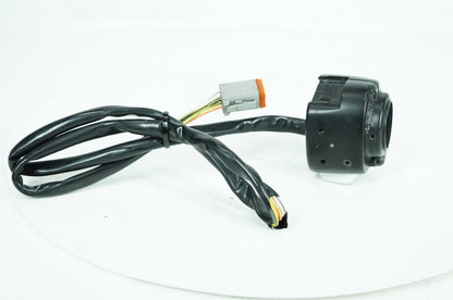 1999 - 2006 Harley-Davidson Dyna Low Rider Left Turn Signal Headlight Switches Controls 71685-06A