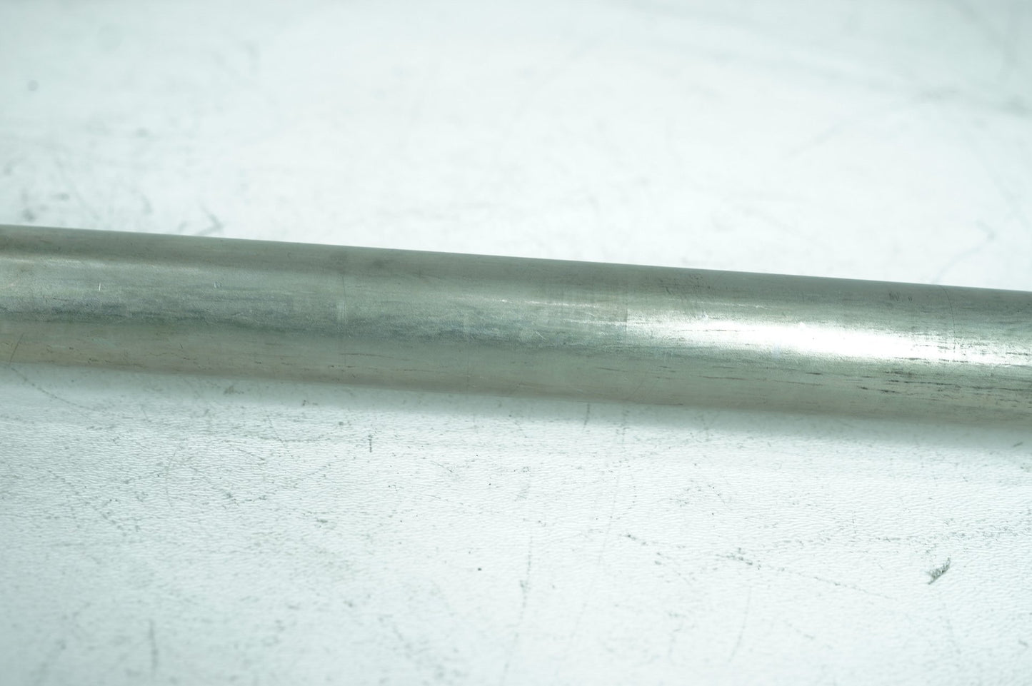 2007 - 2017 Harley-Davidson Softail Fat Boy Rear Fork Swingarm Pivot Bolt Shaft 47610-08