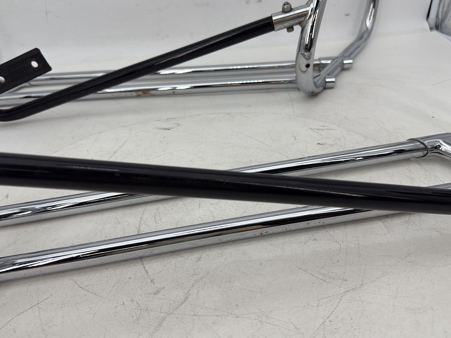 1999 - 2006 Harley-Davidson Touring Electra Glide Ultra Rear Left Right Saddlebag Guard Rails Bar 49193-93