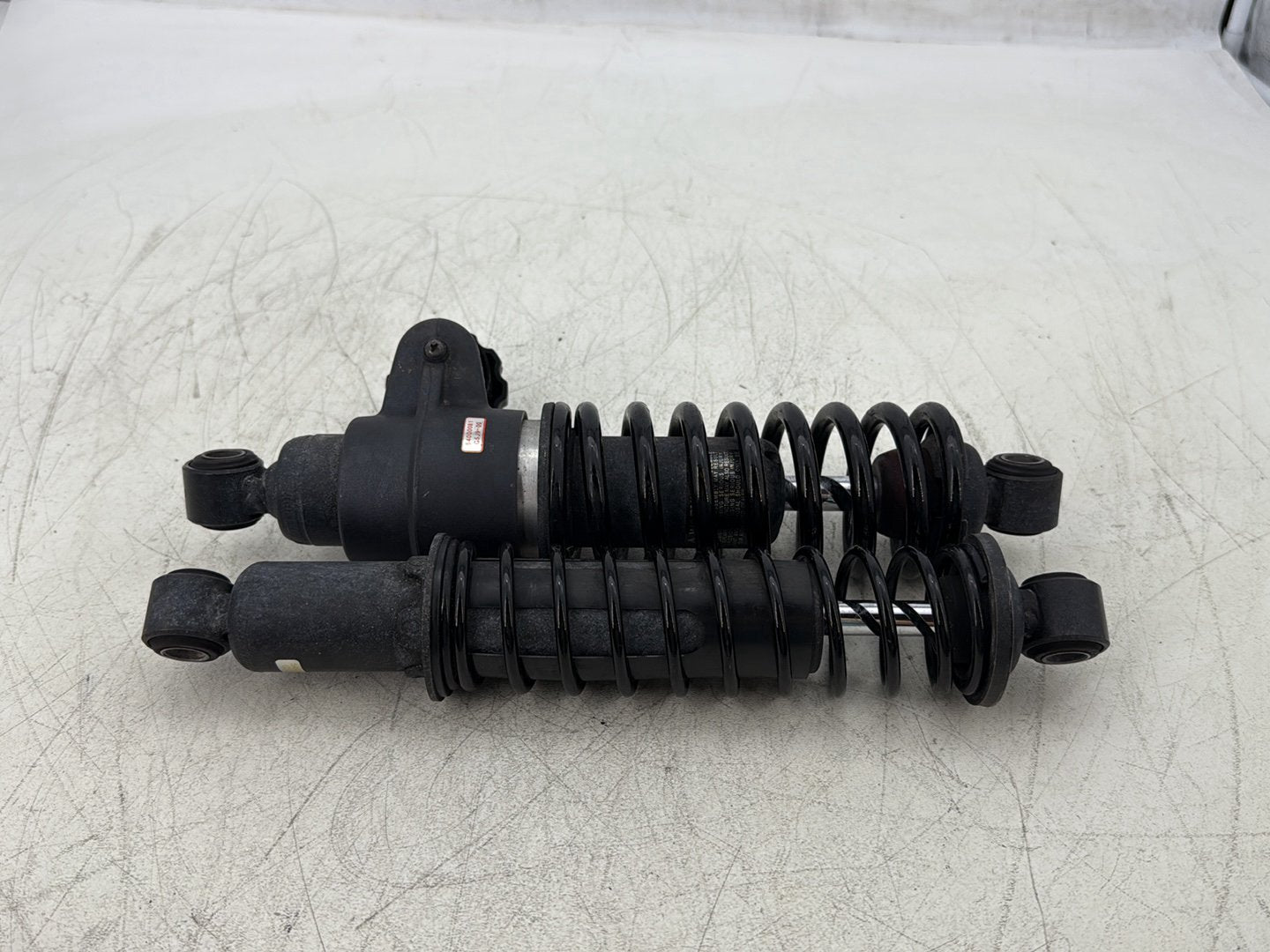 2015 Harley Road Glide Touring FLTRXS OEM Rear Left Right Shock Absorbers