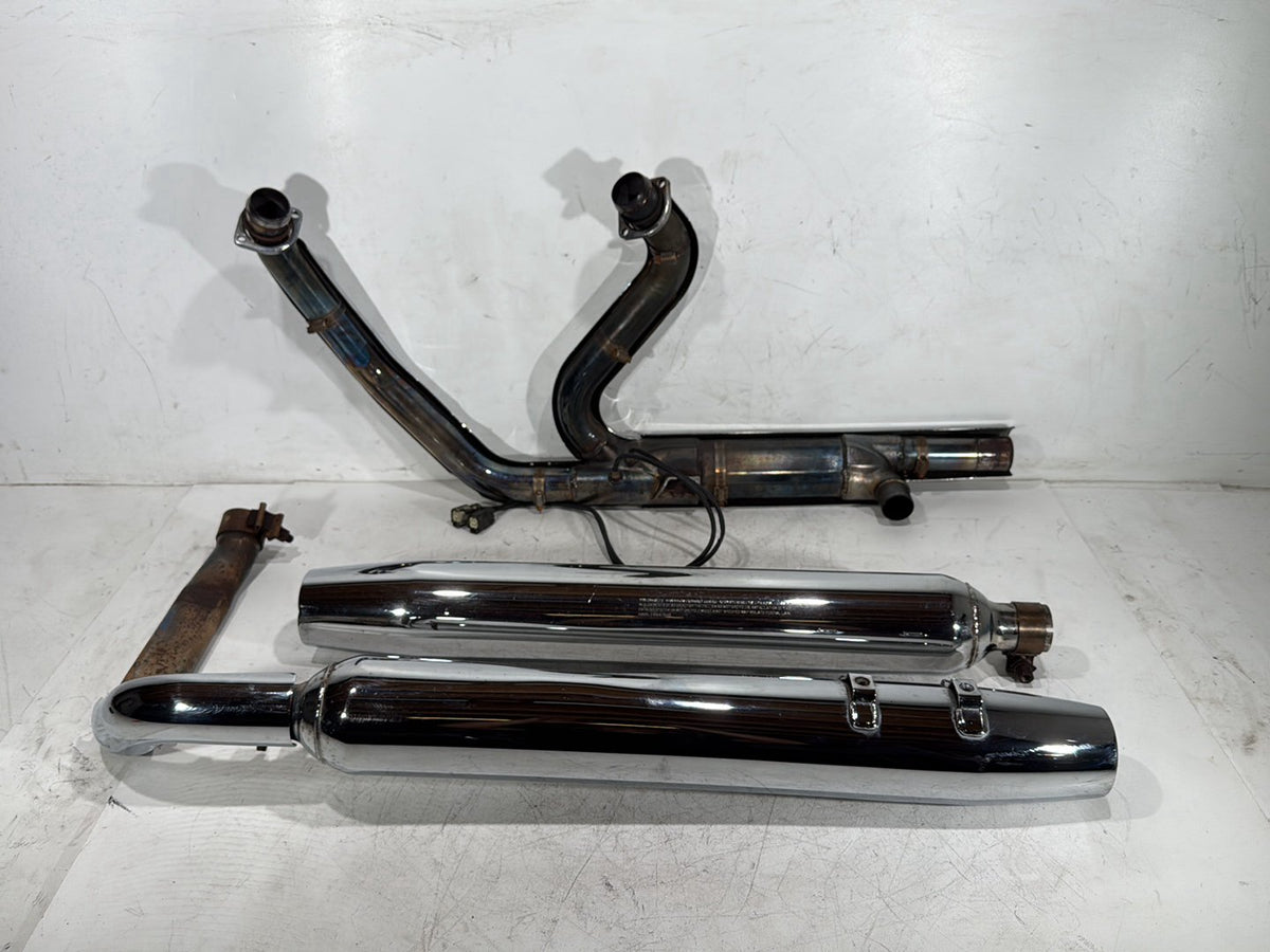 2011 Harley Electra Glide Touring Ultra OEM Exhaust Header Pipes Muffler