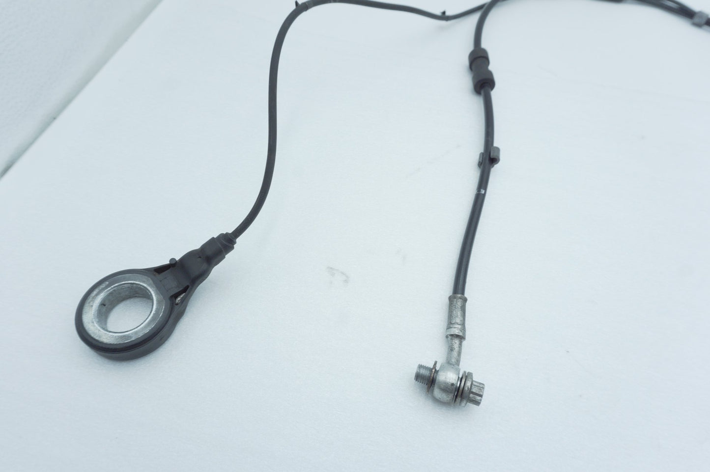2008 - 2016 Harley-Davidson Dyna Wide Glide Front Wheel ABS Speed Sensor 40682-12