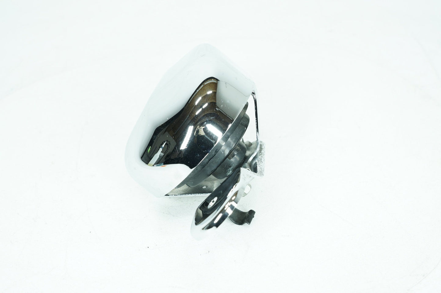2000 - 2006 Harley-Davidson Touring CVO Screamin Eagle Road King Horn Signal Klaxon Chrome Cover 69012-93A