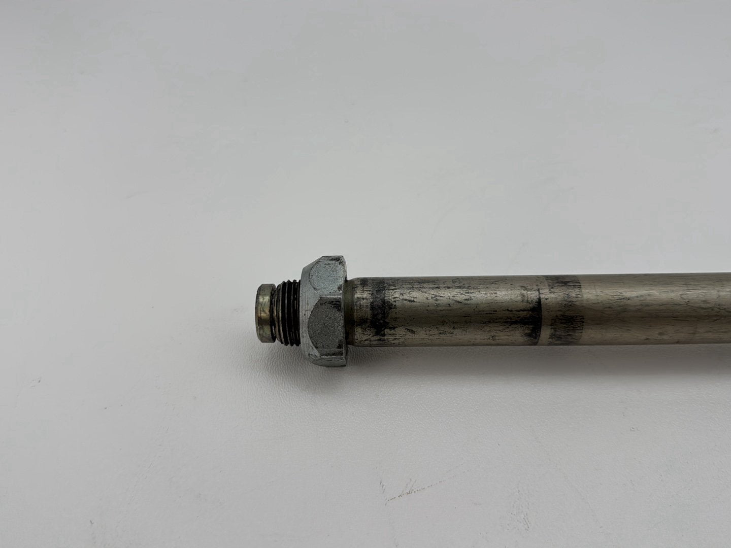2008 Harley Softail Deluxe FLSTN OEM Rear Wheel Axle Bolt Shaft