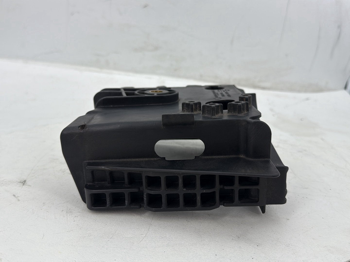 2006 Harley Dyna Super Glide Custom FXDCI OEM Battery Tray Bracket Holder Carrier