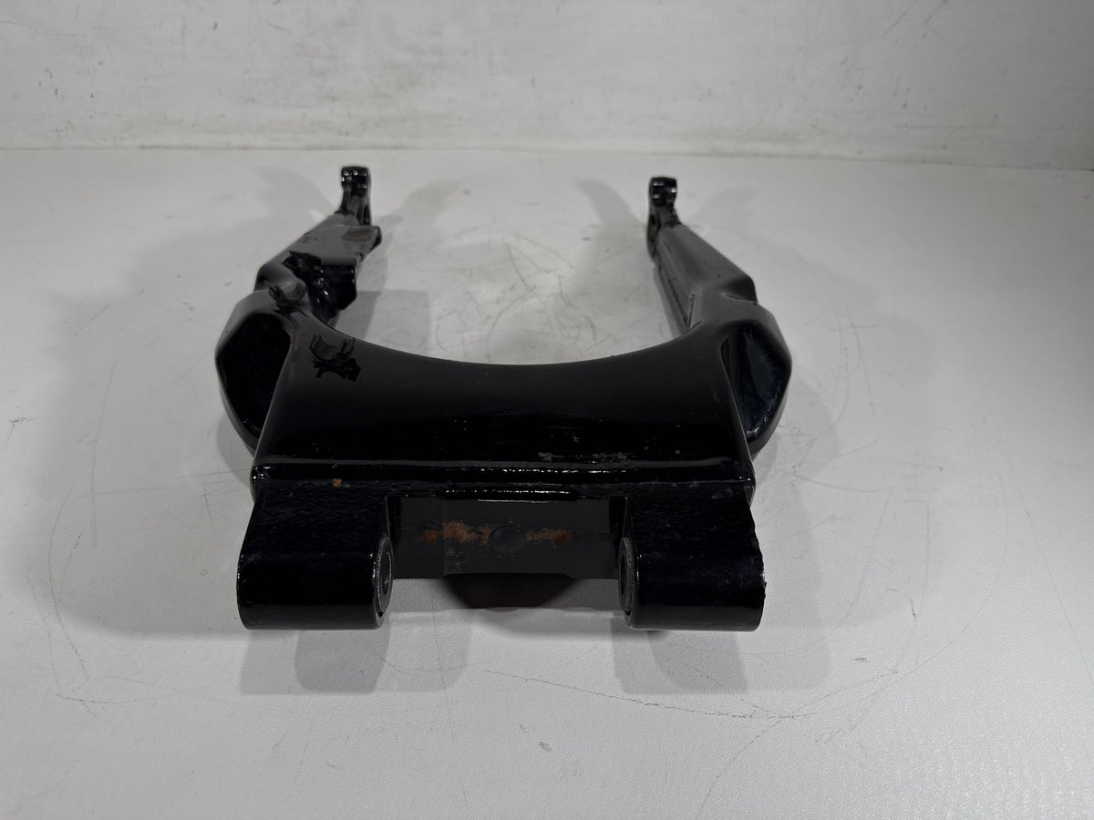 2011 Harley Road King Touring FLHR OEM Rear Fork Swingarm Swing Arm