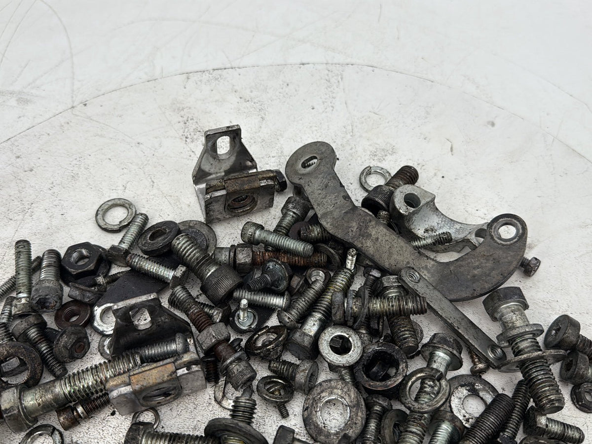 00 Harley Touring FLHTCUI Electra Glide Ultra OEM Hardware Bolts Nuts & Brackets