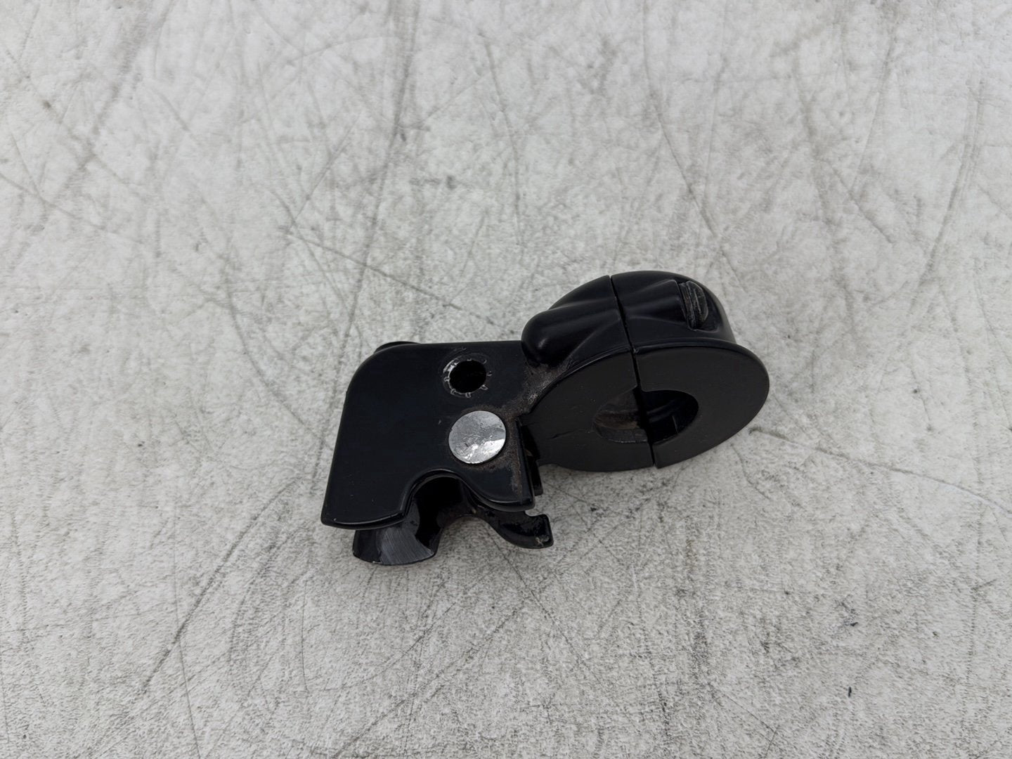 2000 Harley Softail FLSTC Heritage Classic OEM Clutch Hand Lever Clutch Perch 38608-96