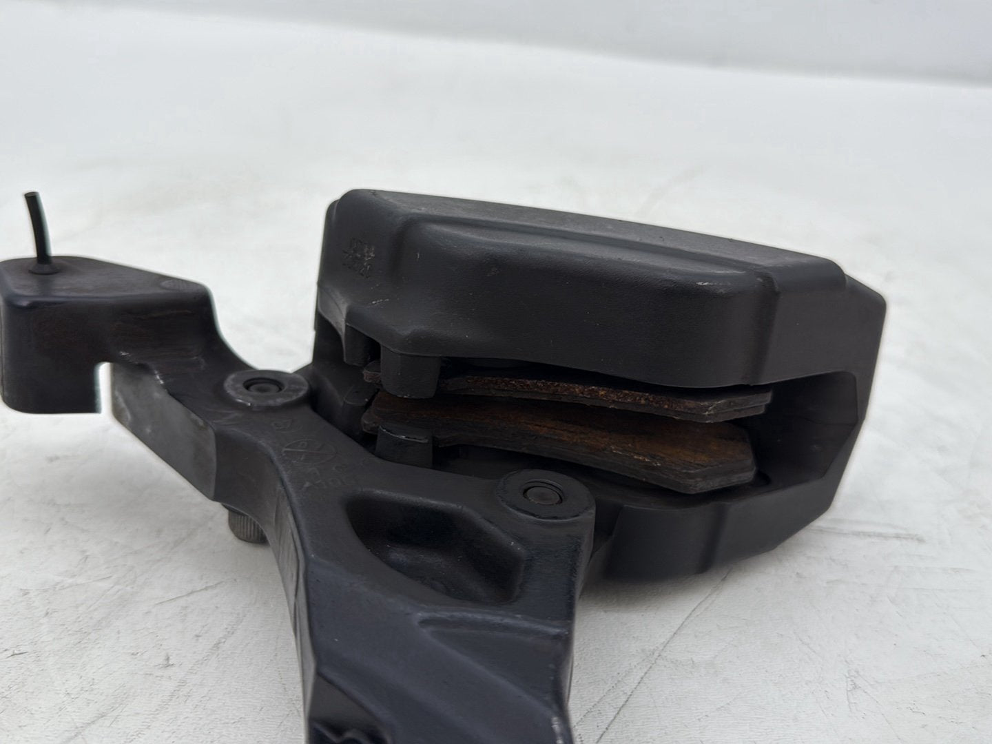 2008 Harley Electra Glide Touring Ultra FLHTCUI OEM Rear Back Brake Caliper w/ Bracket