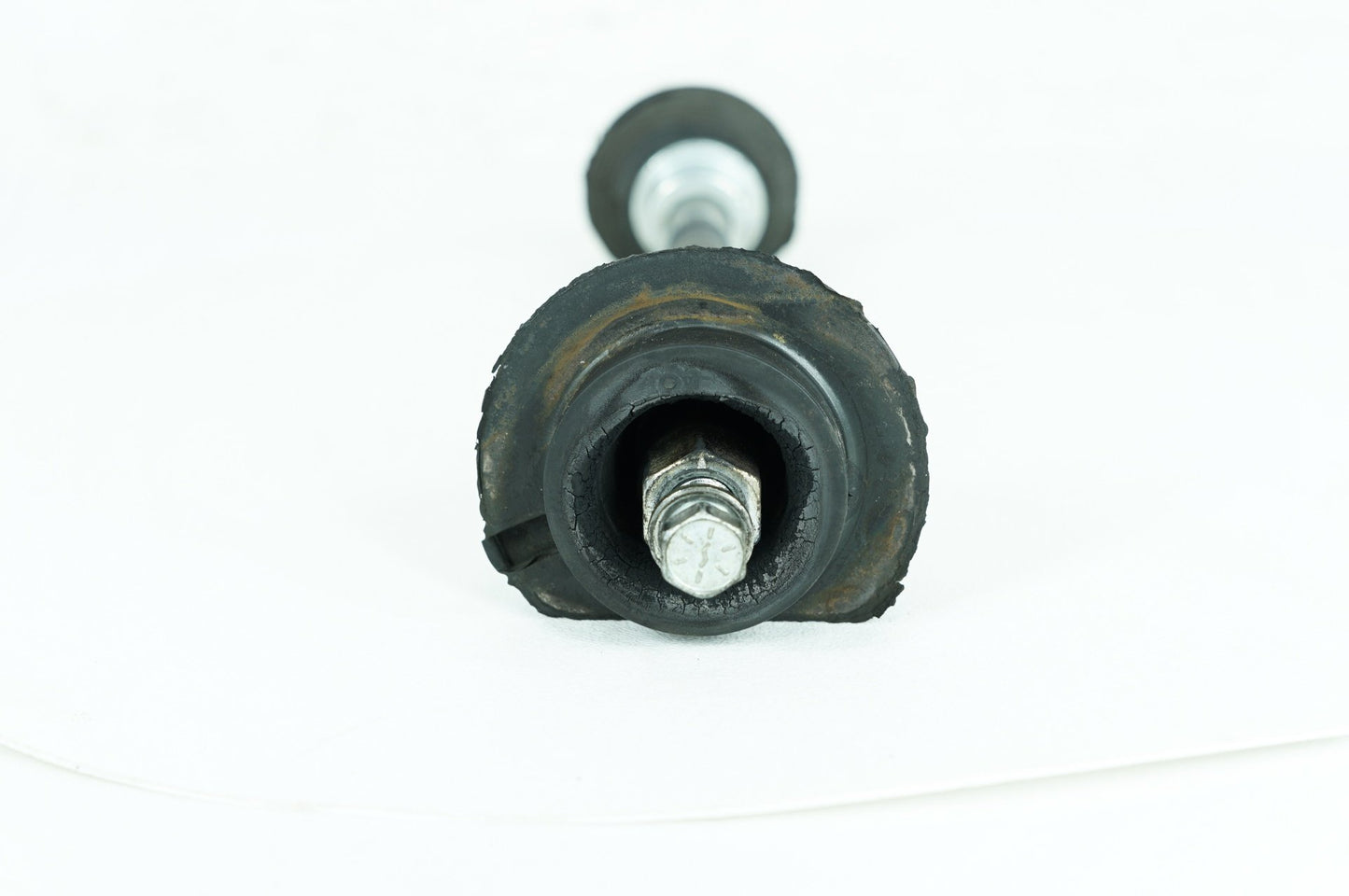 2008 - 2016 Harley-Davidson Touring Electra Glide Ultra Rear Fork Swingarm Pivot Bolt Shaft 47540-11