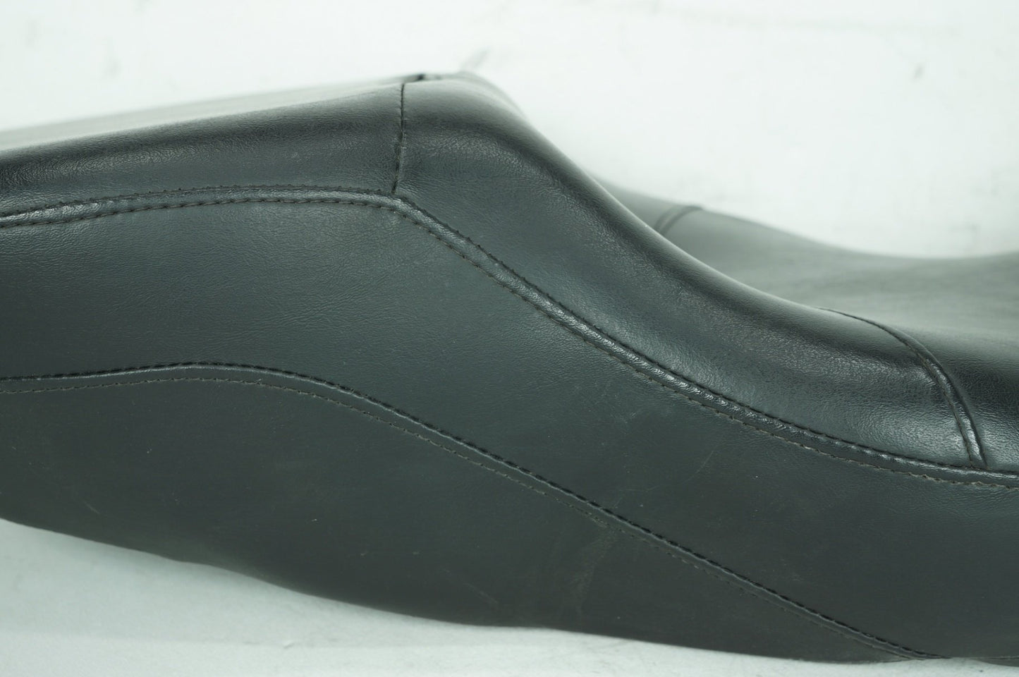 2008 - 2016 Harley-Davidson Touring Street Glide Passenger Rider Driver Seat Saddle 52320-11